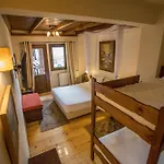 Archontiko Zakoni Affittacamere 4*